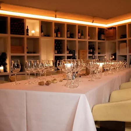 Svanen 4*