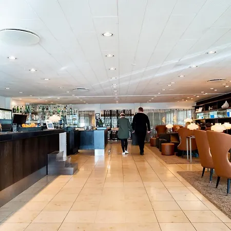 Svanen, Small Danish & Bw Signature Collection 4*