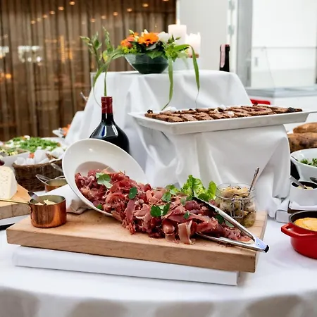 Hotel Svanen 4*