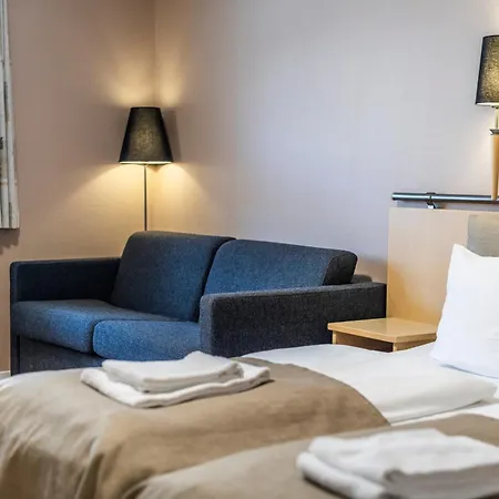 Svanen, Small Danish & Bw Signature Collection Hotel Billund