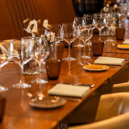 Svanen, Small Danish & Bw Signature Collection Billund