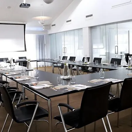 Hotel Svanen, Small Danish & Bw Signature Collection