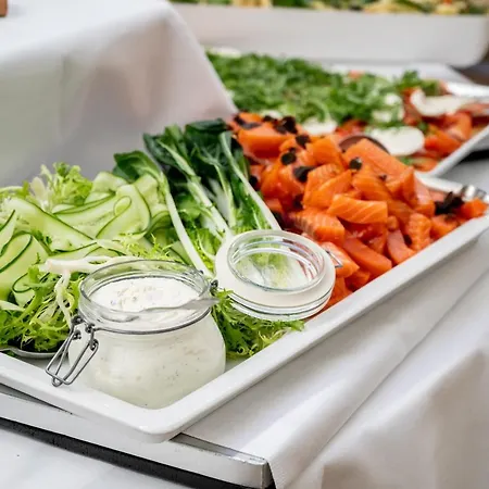 Svanen, Small Danish & Bw Signature Collection Hotel