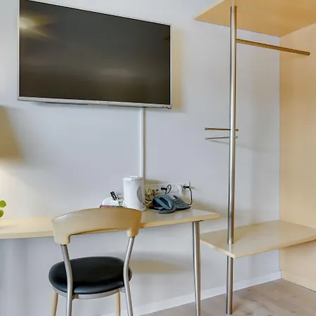 Svanen, Small Danish & Bw Signature Collection